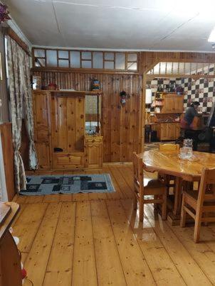 Chokhuldi Guest House-Waterfall מראה חיצוני תמונה
