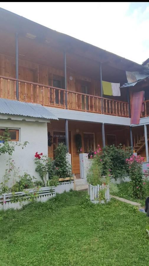 Chokhuldi Guest House-Waterfall מראה חיצוני תמונה